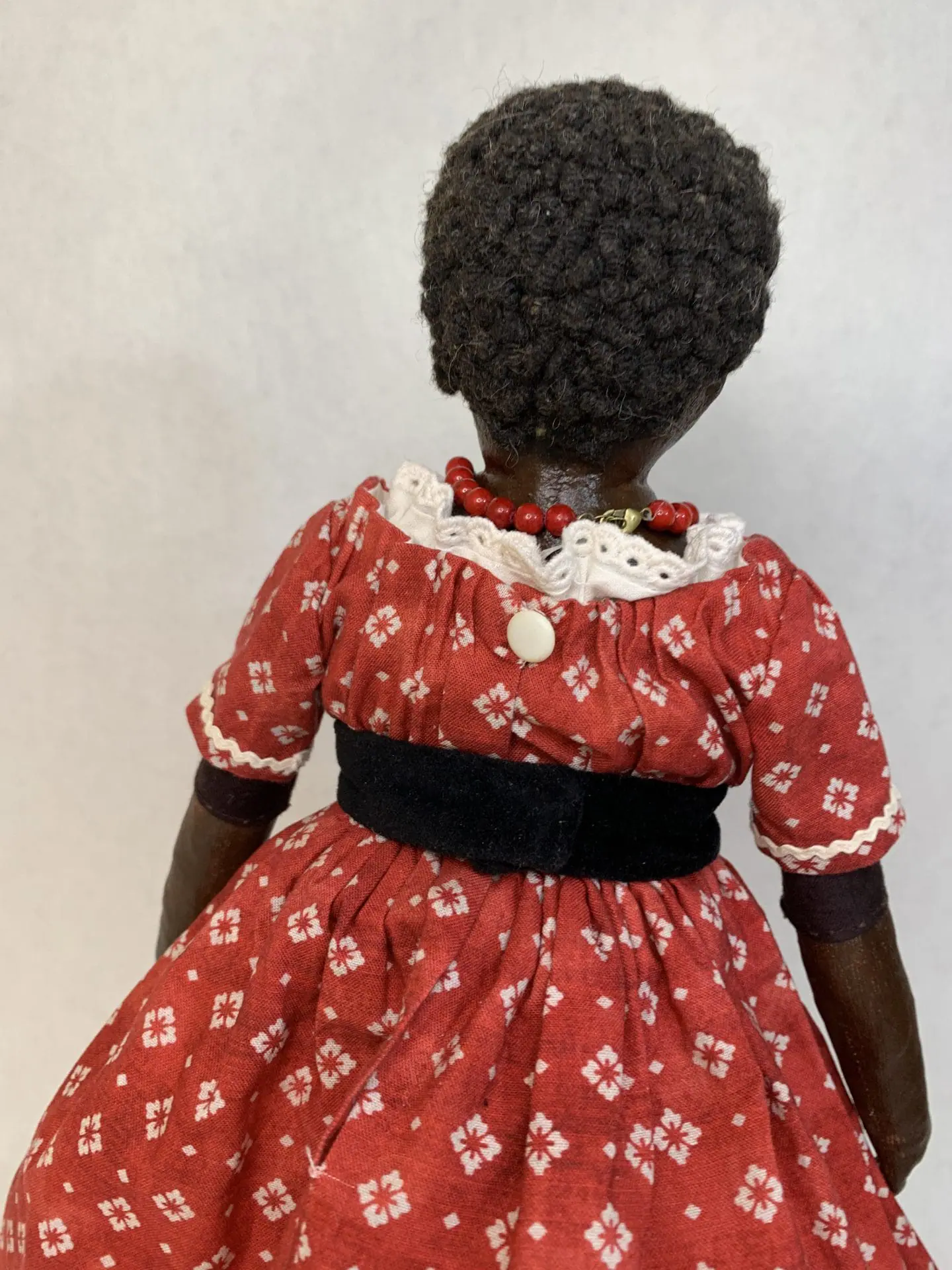 Izannah Walker reproduction black doll 10 img 2536.jpg