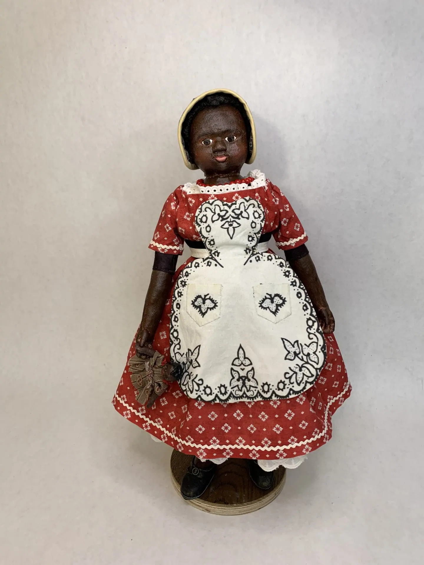 Izannah Walker reproduction black doll 12 img e2586.jpg