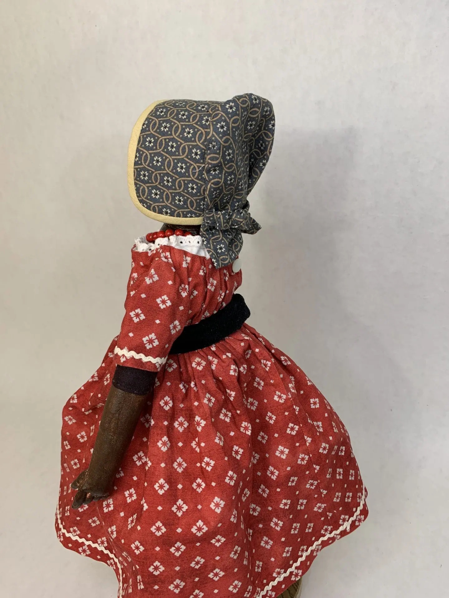 Izannah Walker reproduction black doll 13 img 2546.jpg