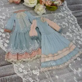 Doll vintage dress