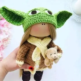 PDF Knitting Pattern Baby Yoda's cap and coat for Tilda's doll.