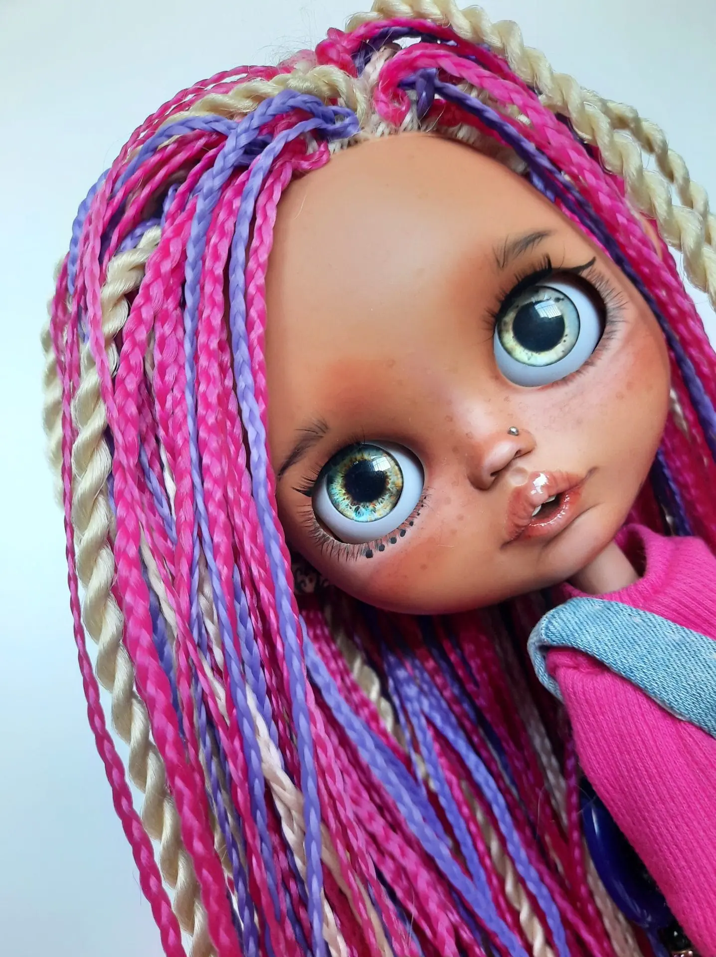 Afro blythe doll Ethnic doll Afro princess Mulatto tatoo doll Afro braids 6 20240329 130810.jpg