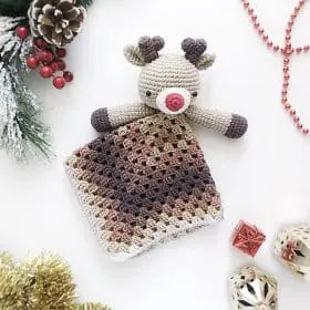 Reindeer Crochet Pattern by Tillysome