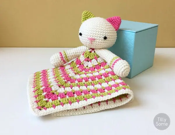 Kitty Lovey Crochet Pattern by Tillysome