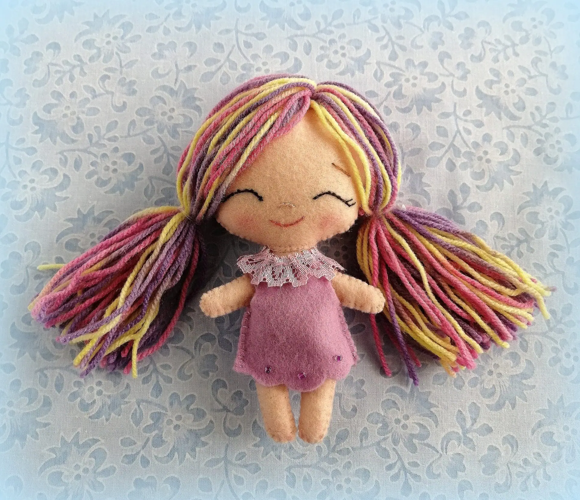 Felt doll hair online