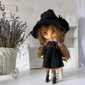 clothes-for-the-blythe-doll-for-halloween.