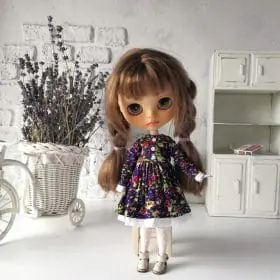 purple-floral-dress-with-long-sleeves-for-blythe-doll