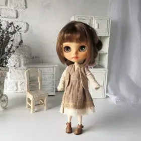 brown-and-beige-set-clothes-doll-blythe