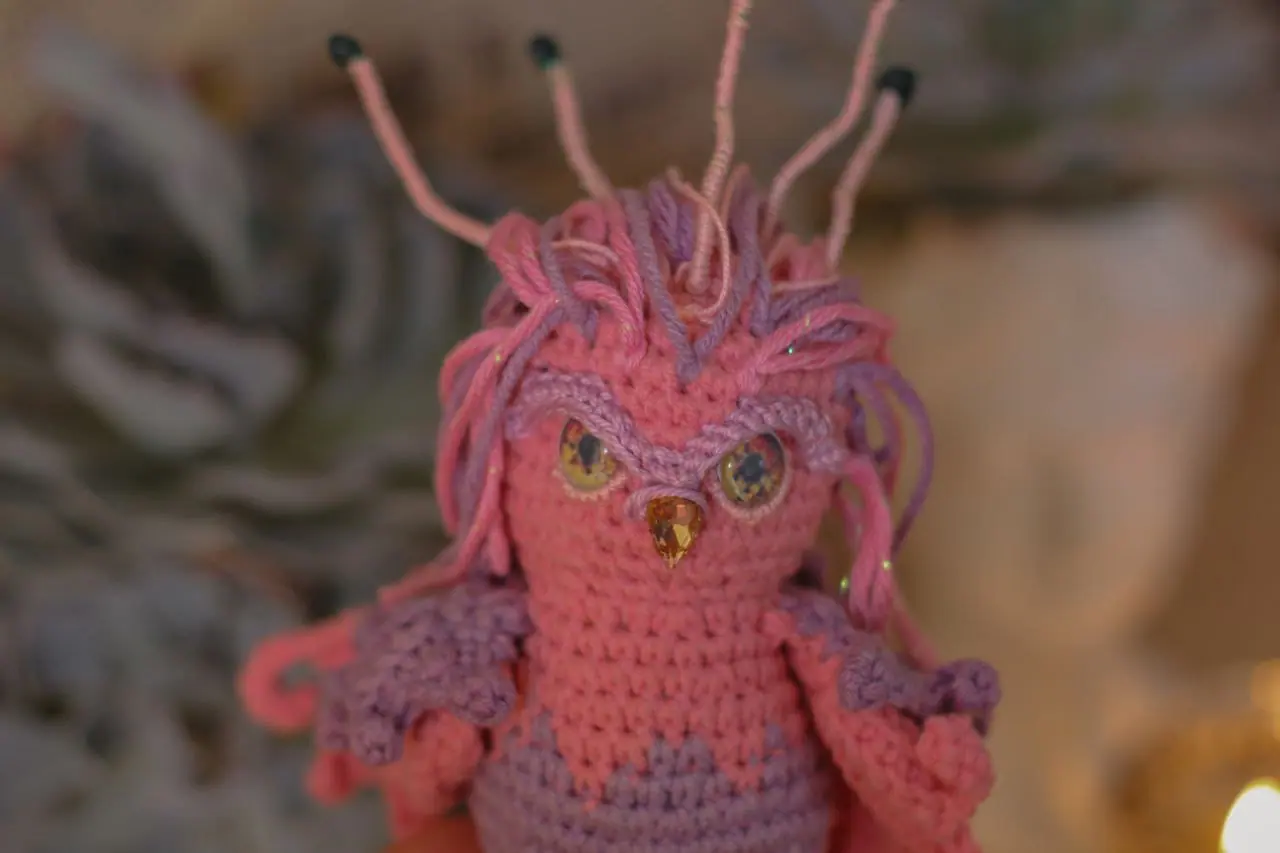 A collectible Fwooper toy. A fantastic animal. 3 Fwooper