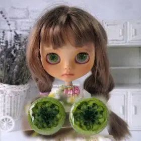 green -eyes-chips-doll-blythe