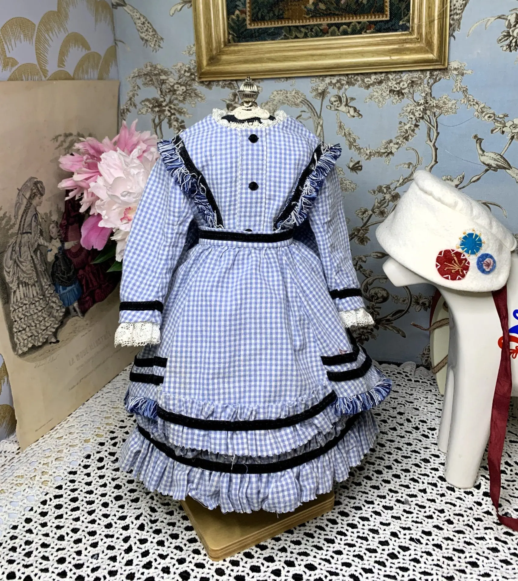 Thes set the reproduction girl's dress1872 A blue set that I made from cotton fabric/ Thes set the reproduction girl's dress1872 (circa)