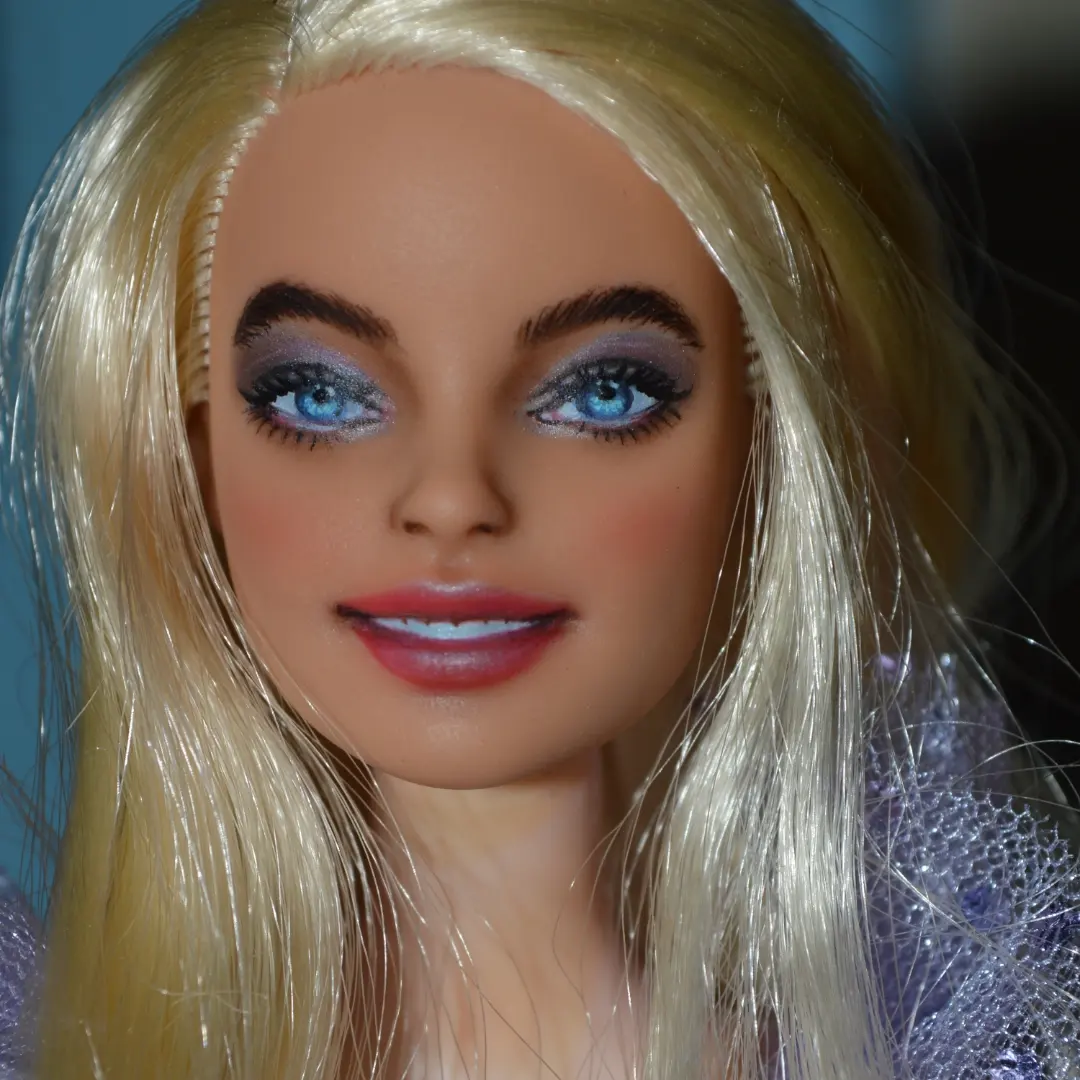 Barbie OOAK repaint (only head) DailyDoll Shop