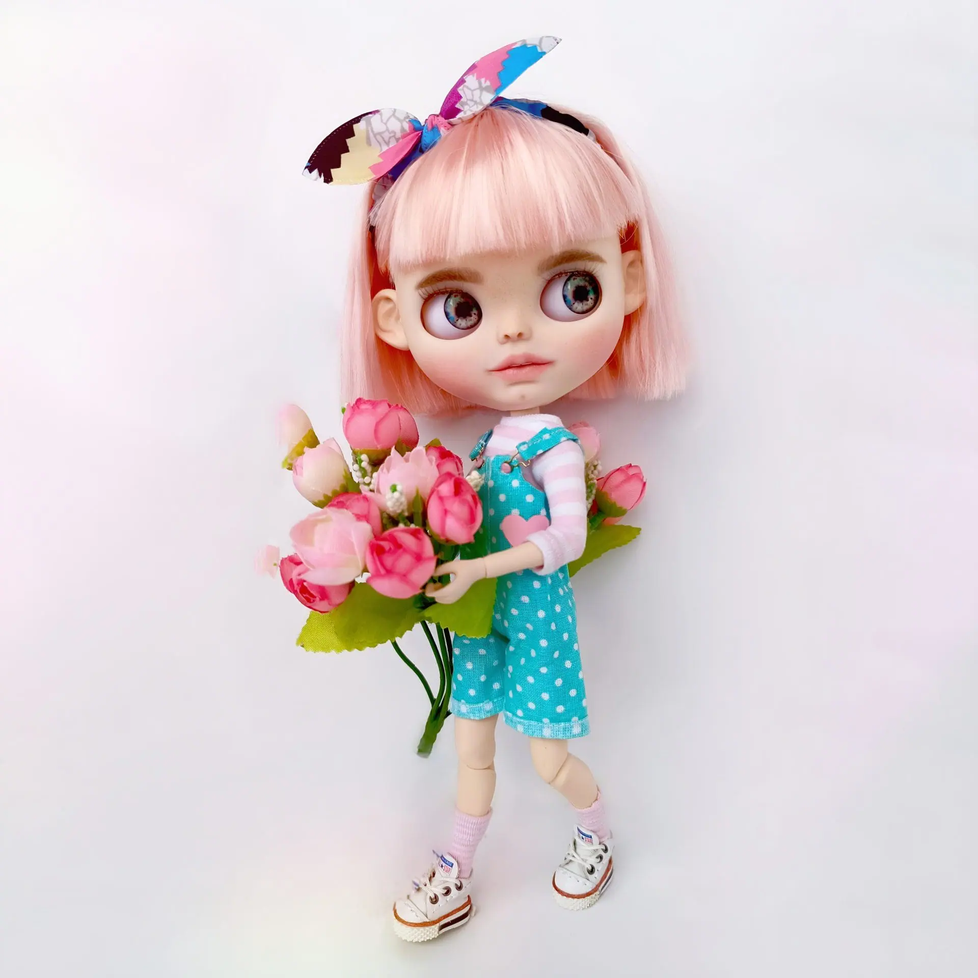 Blythe doll custom with teeth Blythe doll custom with teeth and pink hair