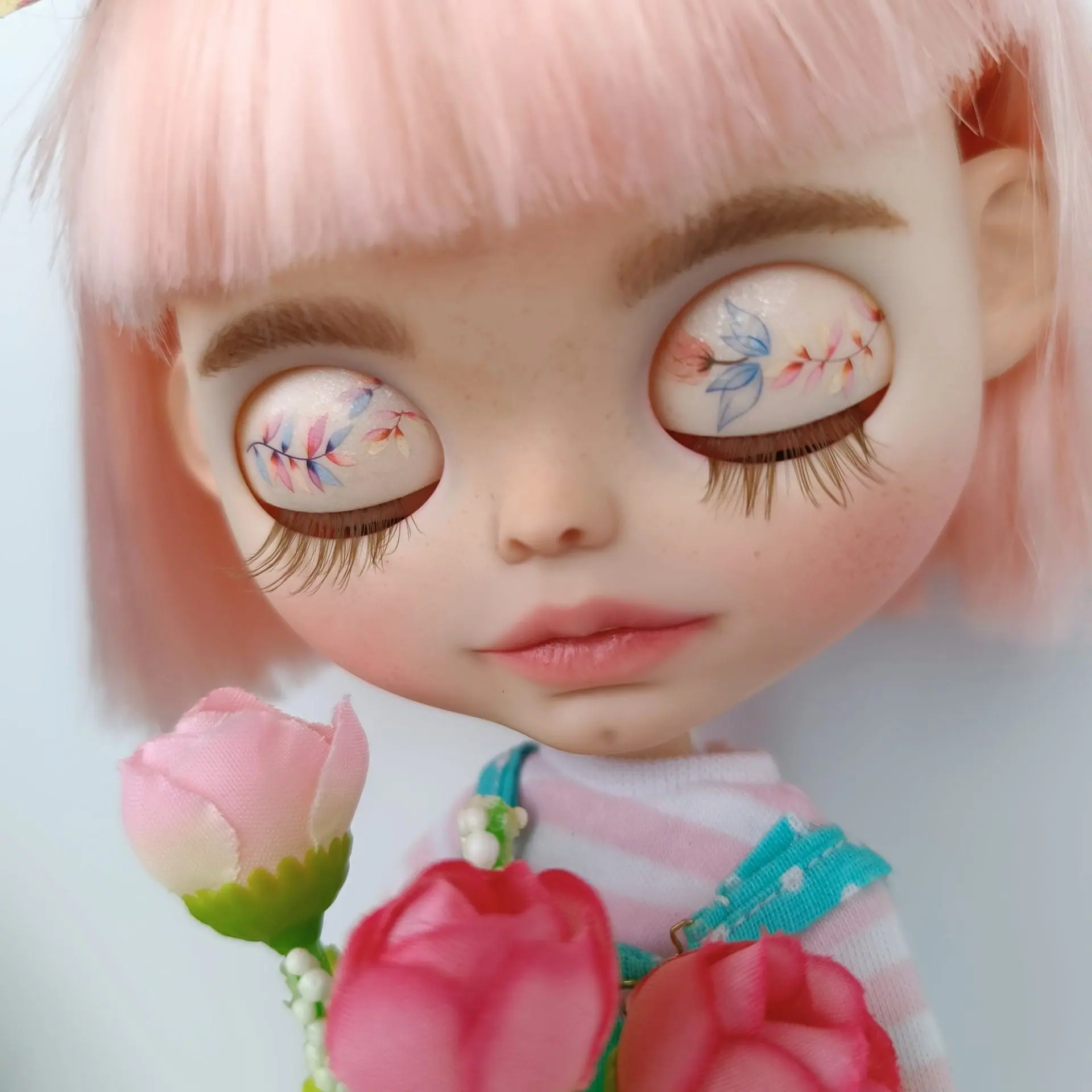 Blythe doll custom with pink hair and open mouth with teeth 5 img 20240718 101839.jpg