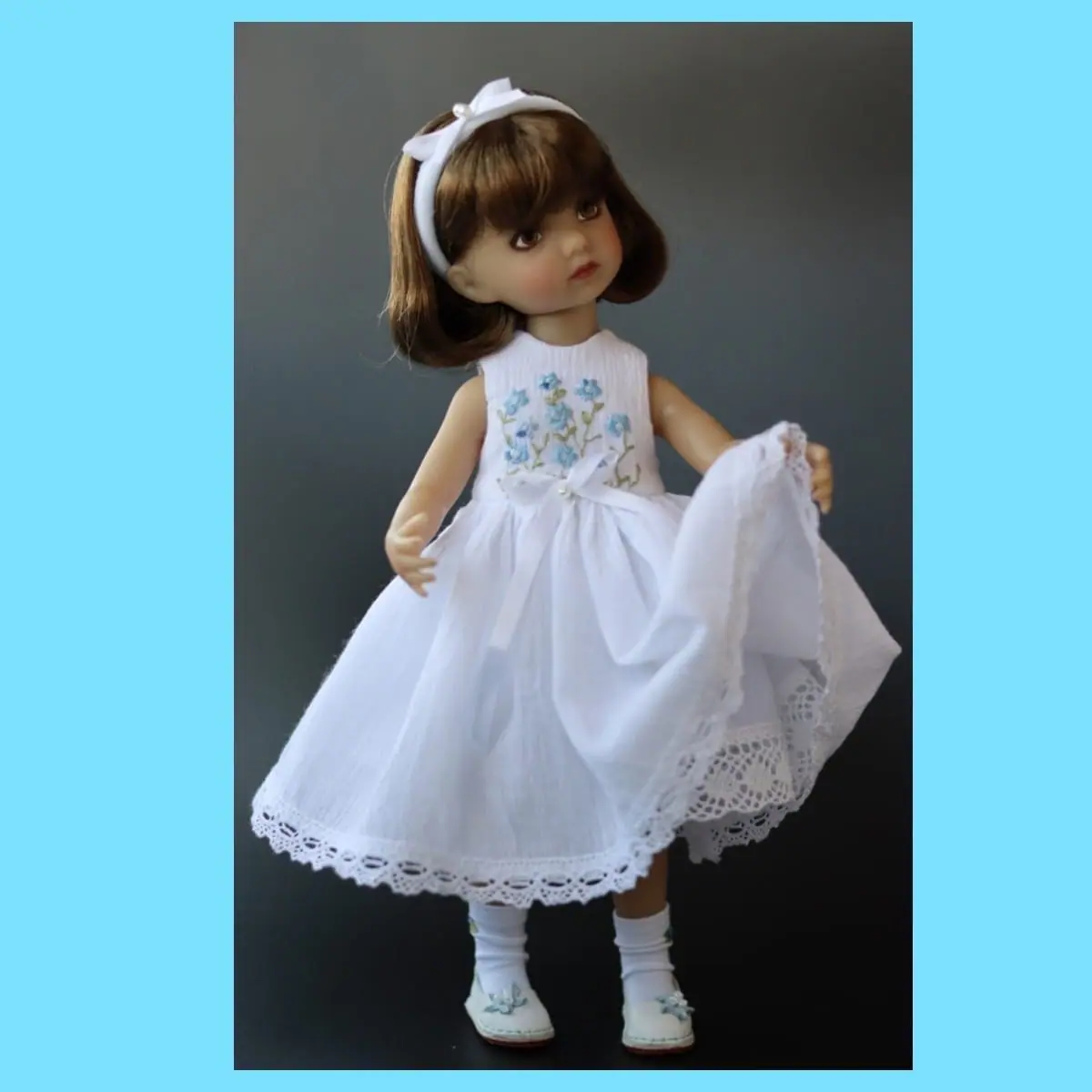 A set of clothes for Dianna Effner's Dreamer 11 Inch 1