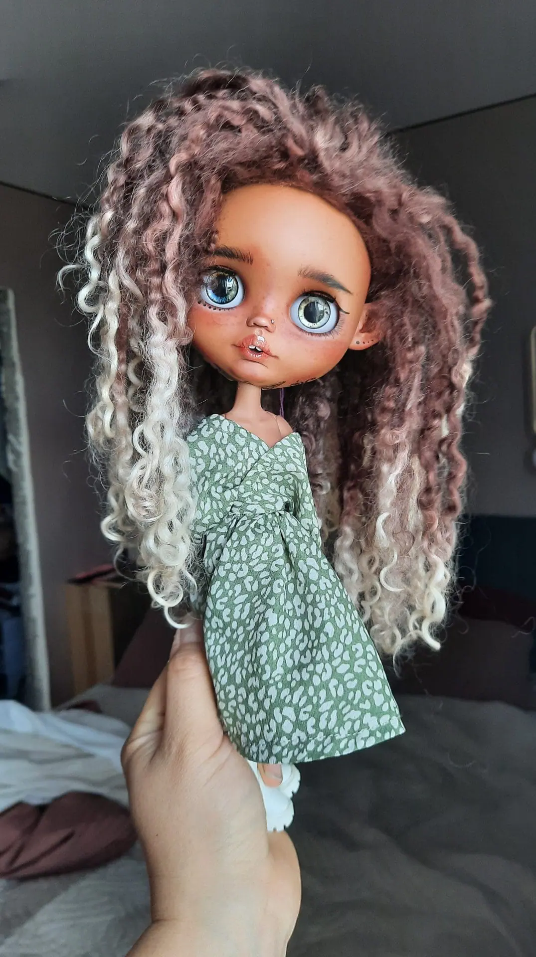 Afro blythe doll Ethnic doll Afro princess Mulatto tatoo doll 10 20240727 121130.jpg