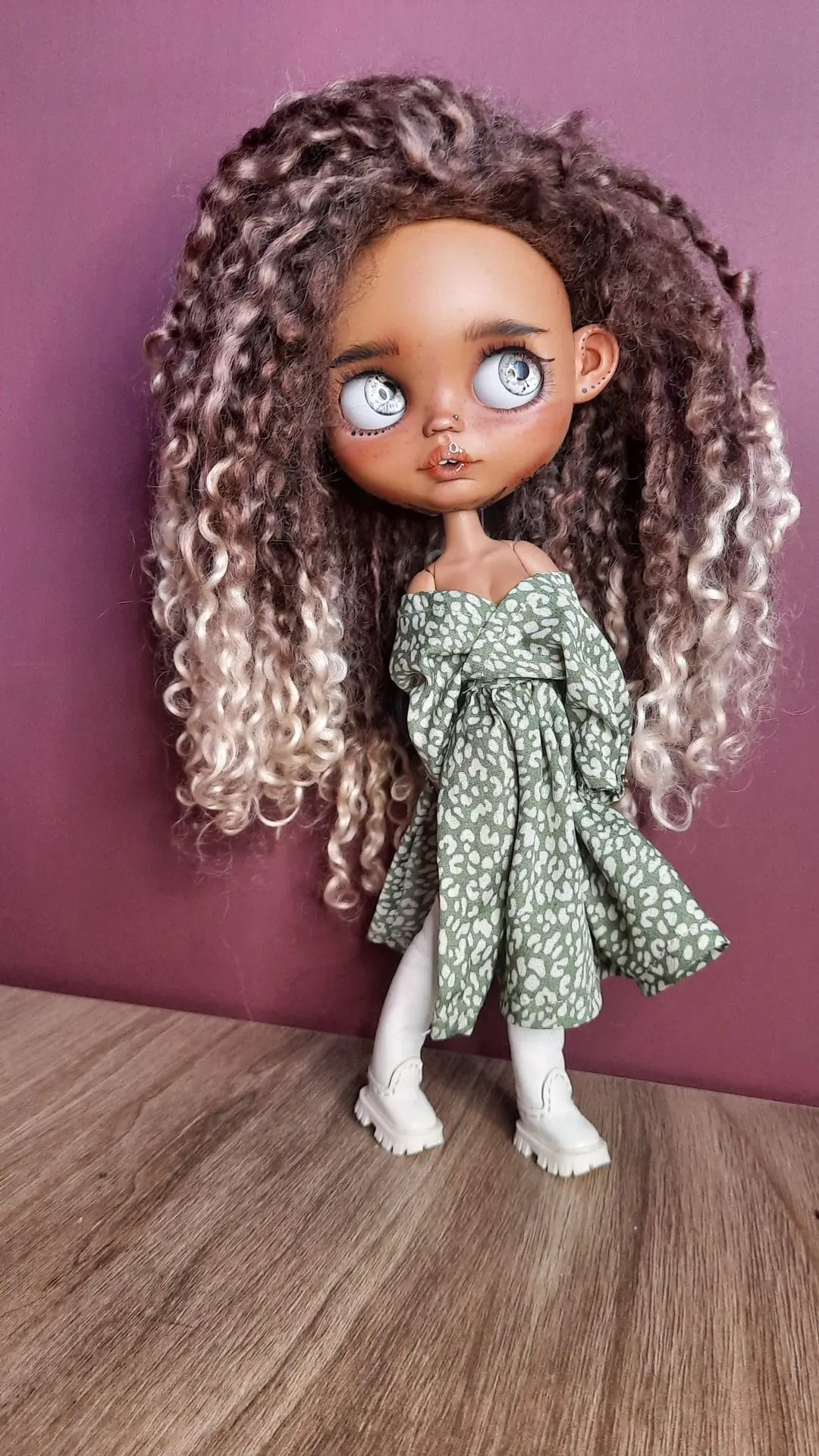 Afro blythe doll Ethnic doll Afro princess Mulatto tatoo doll 3 1000052506 01.jpeg