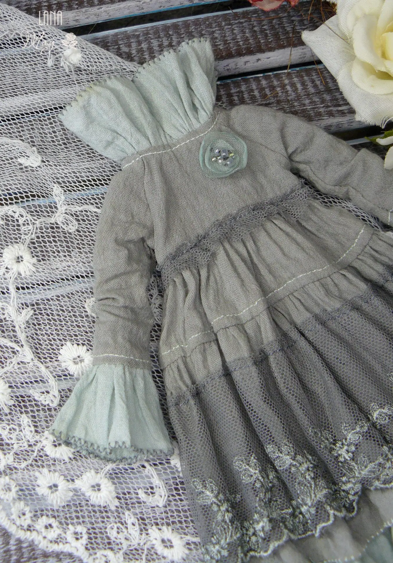 Blythe dress in vintage style, hand-dyed fabrics 3 serbiruz3.jpg