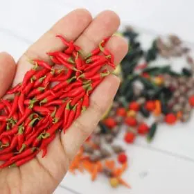 Miniature Chili Pepper 1:12 Miniature Vegetables Miniature pepper Miniature farmer Realistic miniatures food for dolls
