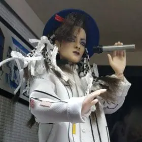Custo art doll
