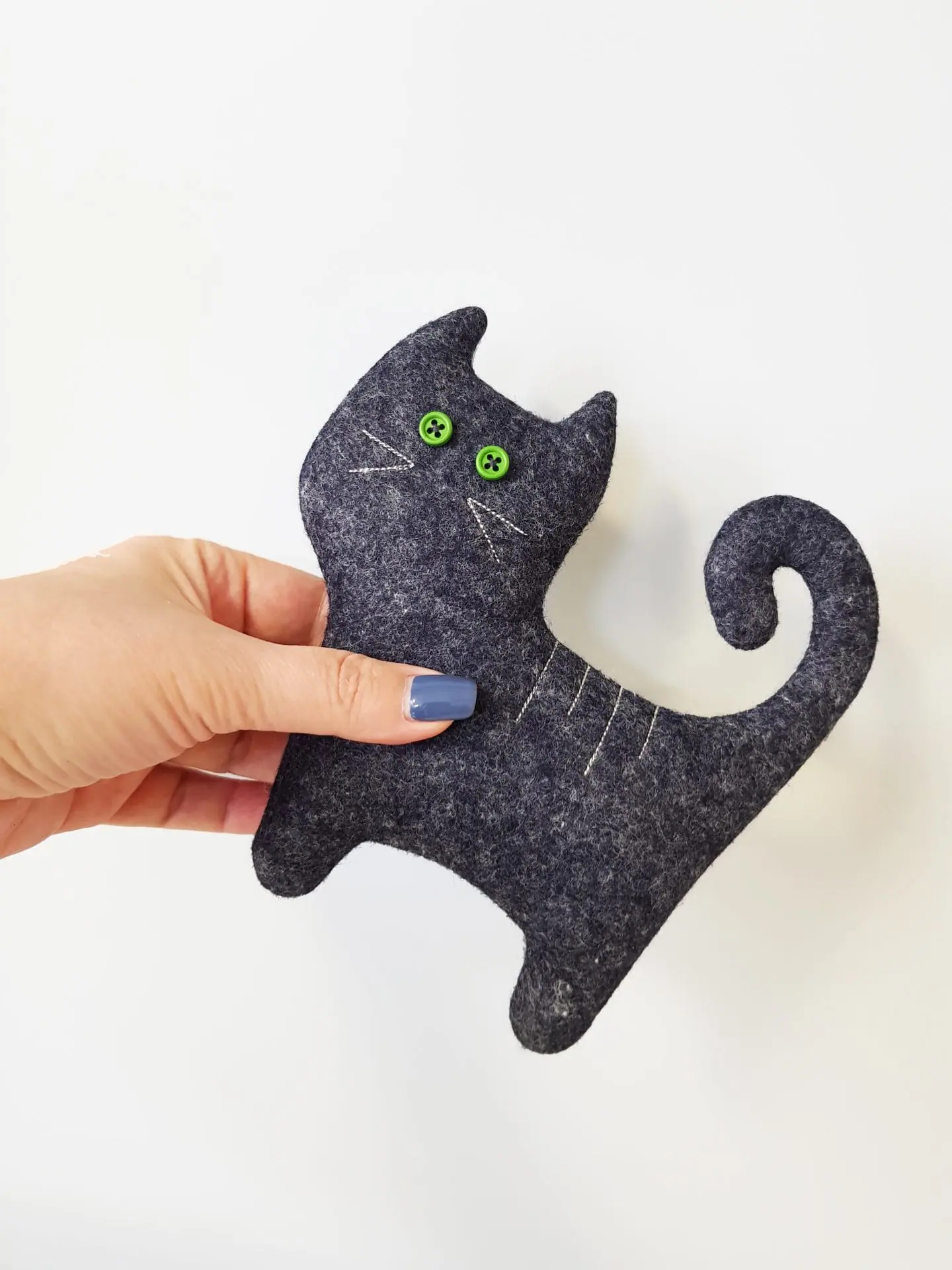 Felt Cat sewing pattern PDF, digital tutorial, Halloween Doll DIY 2 Felt doll pattern