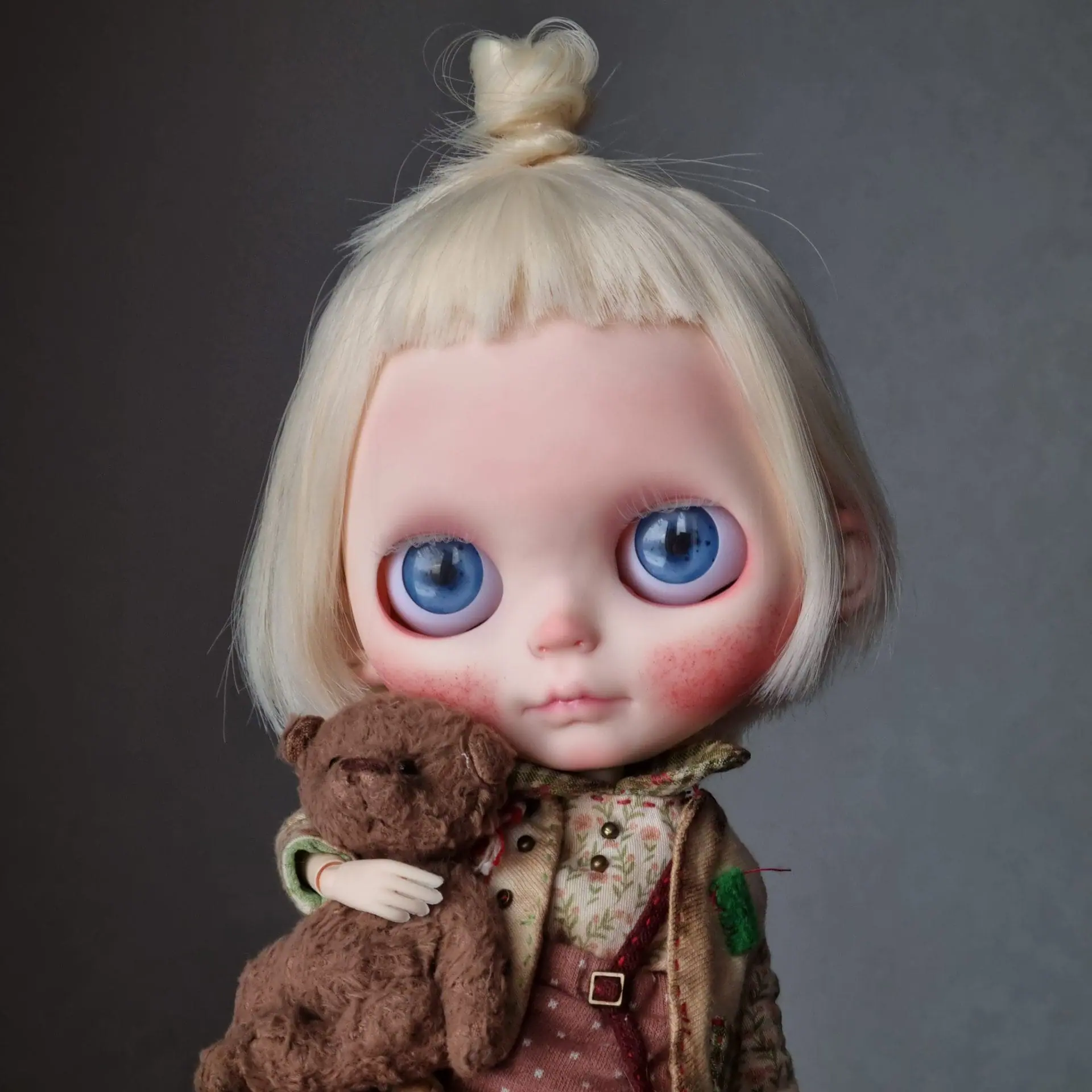 Blythe custom doll albino - DailyDoll Shop