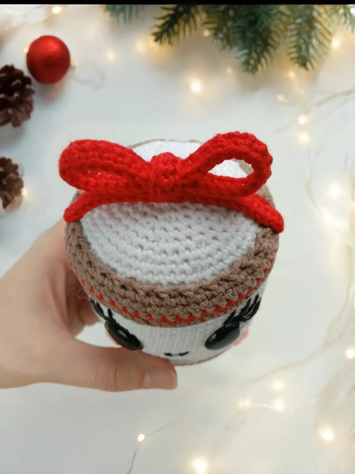 Crochet Christmas Gift Box Pattern – Festive Amigurumi Decoration 4 Plush crochet Christmas gift box amigurumi, handmade holiday decoration pattern