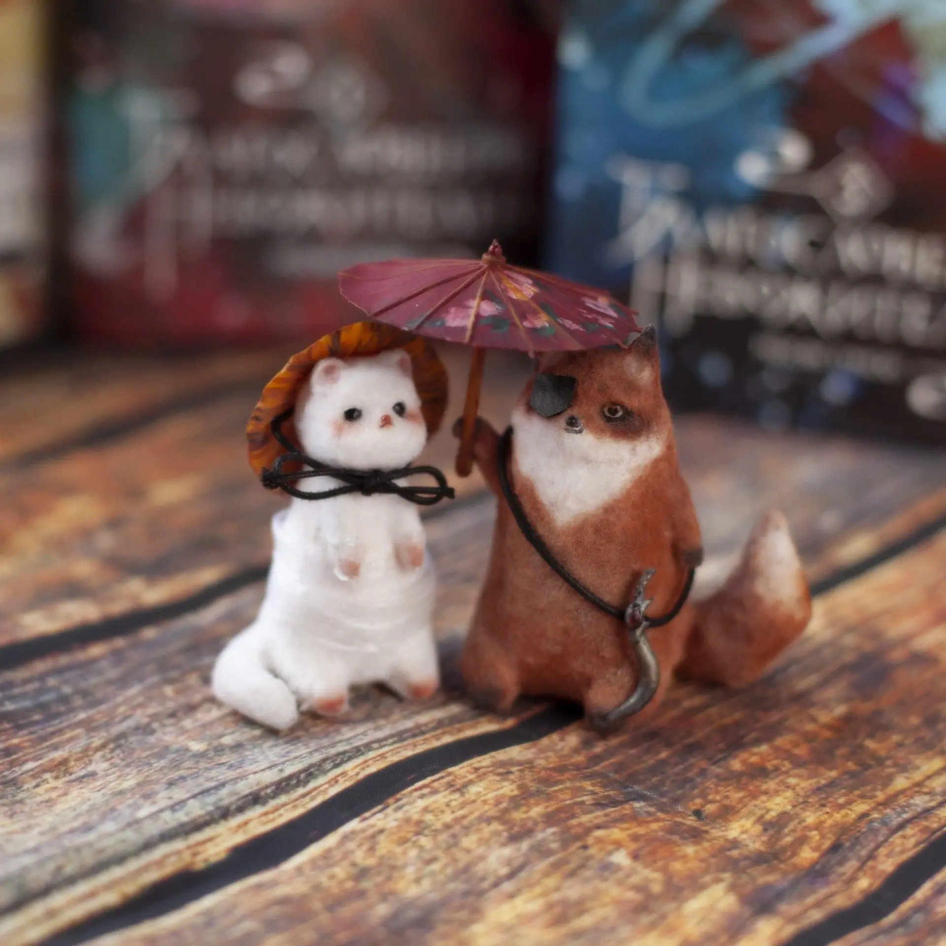 Hua Cheng and Xie Lian toys from Heaven Official's Blessing 3 img 5038.jpg