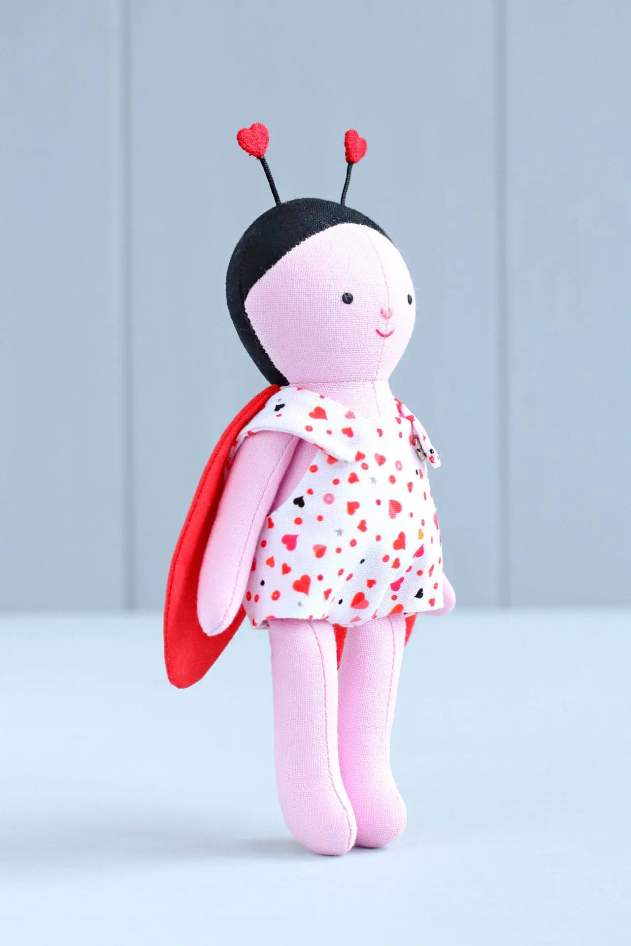 valentine day love bug stuffed animal sewing pattern 9.jpg