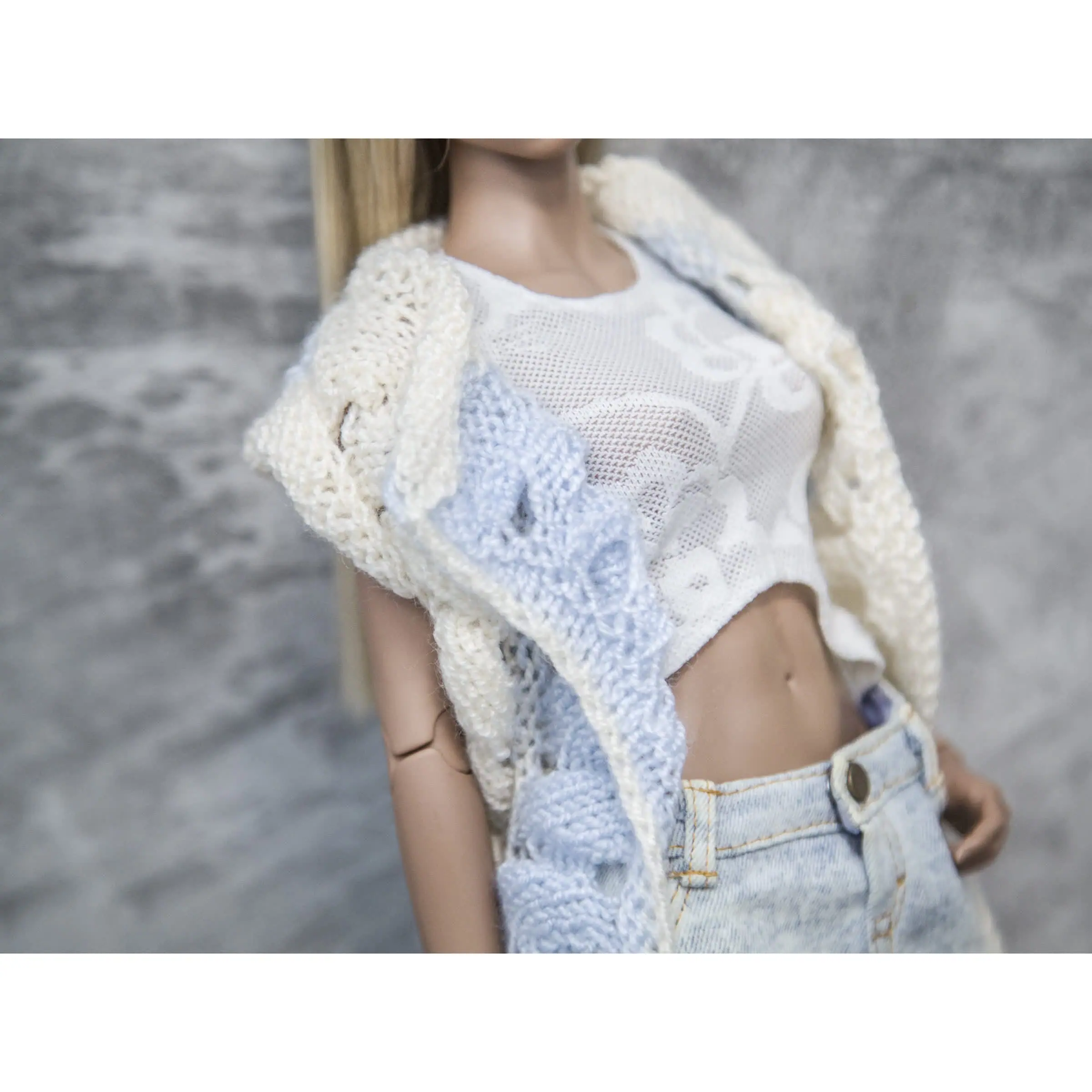 Knitted sweater beige + lt. blue for IpleHouse FiD 6 4.jpg