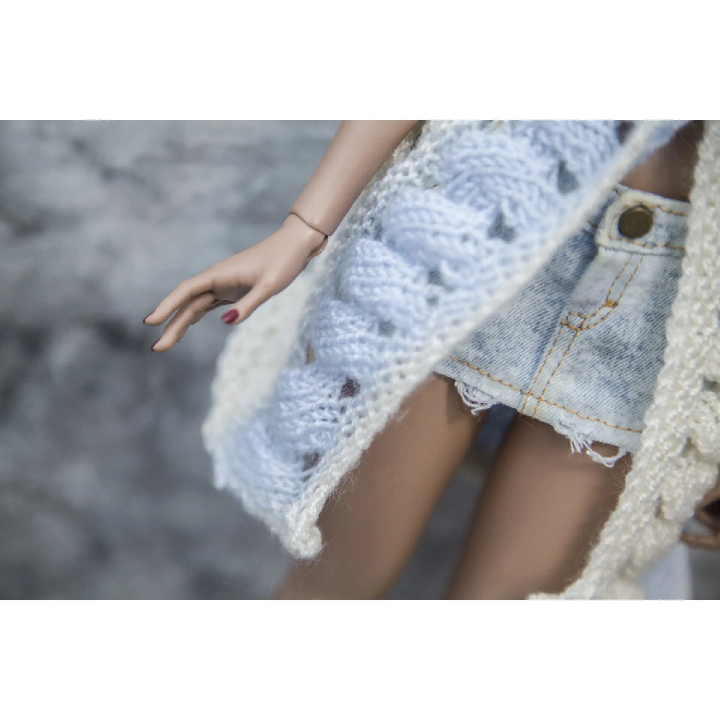 Knitted sweater beige + lt. blue for IpleHouse FiD 5 5.jpg