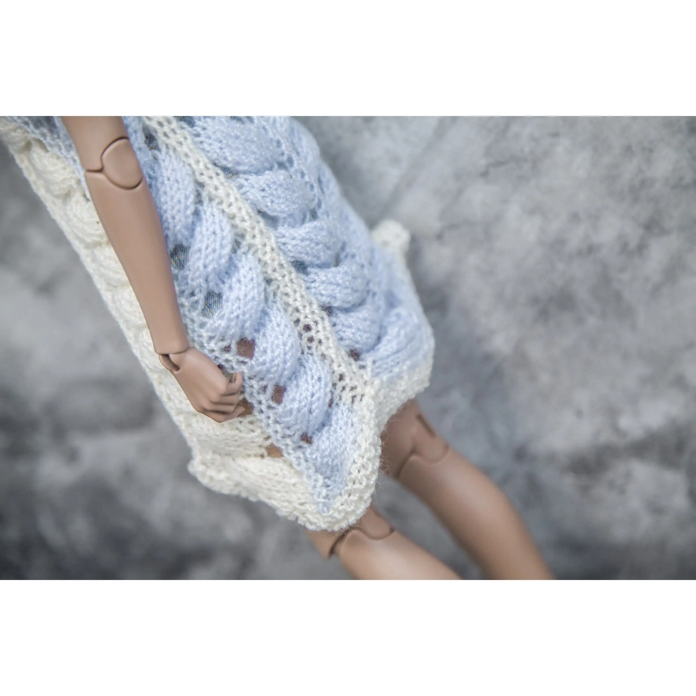 Knitted sweater beige + lt. blue for IpleHouse FiD 3 7.jpg