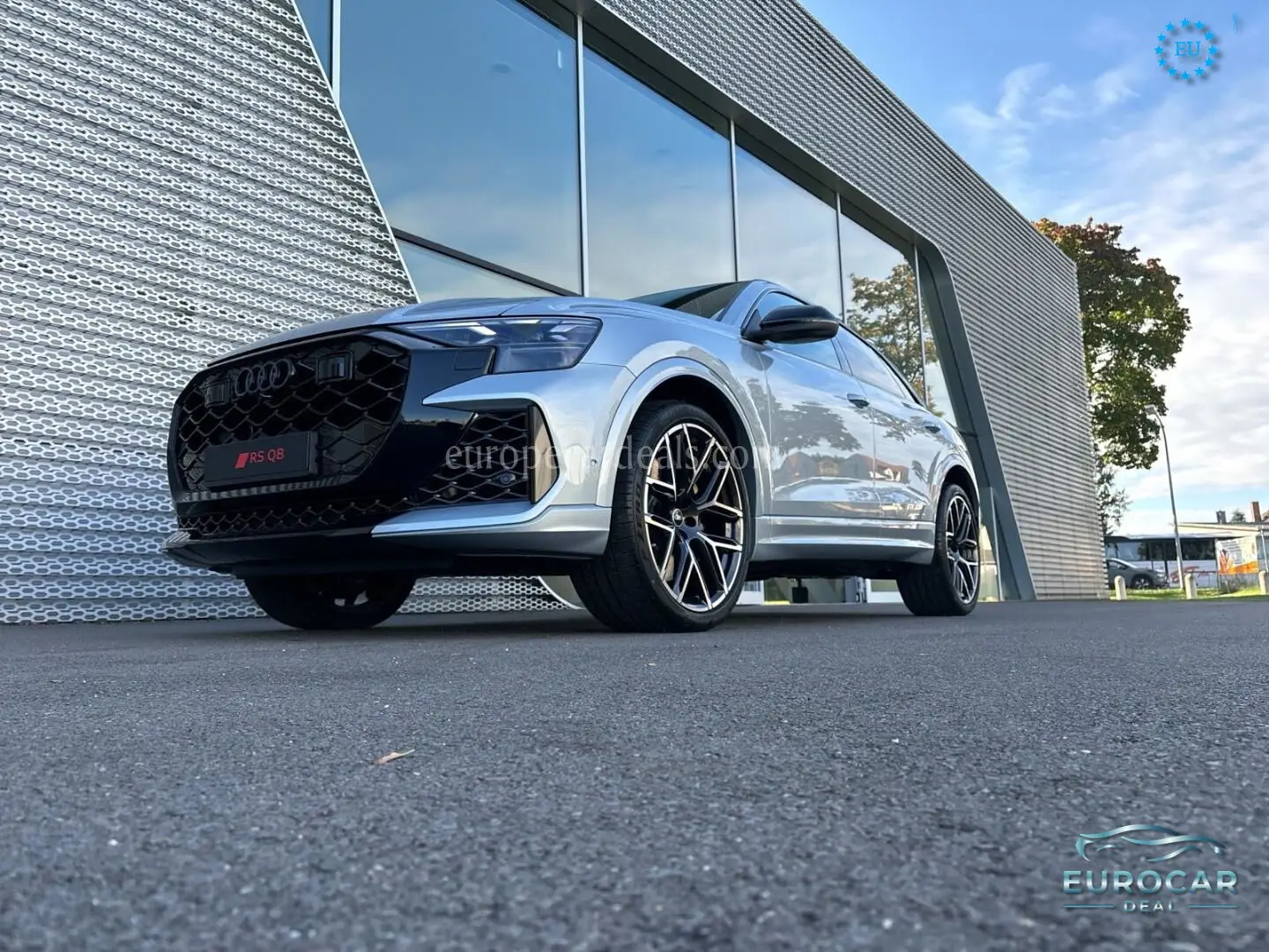 Audi RSQ8