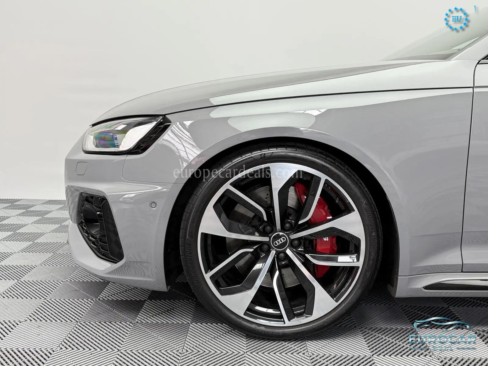 Audi RS4