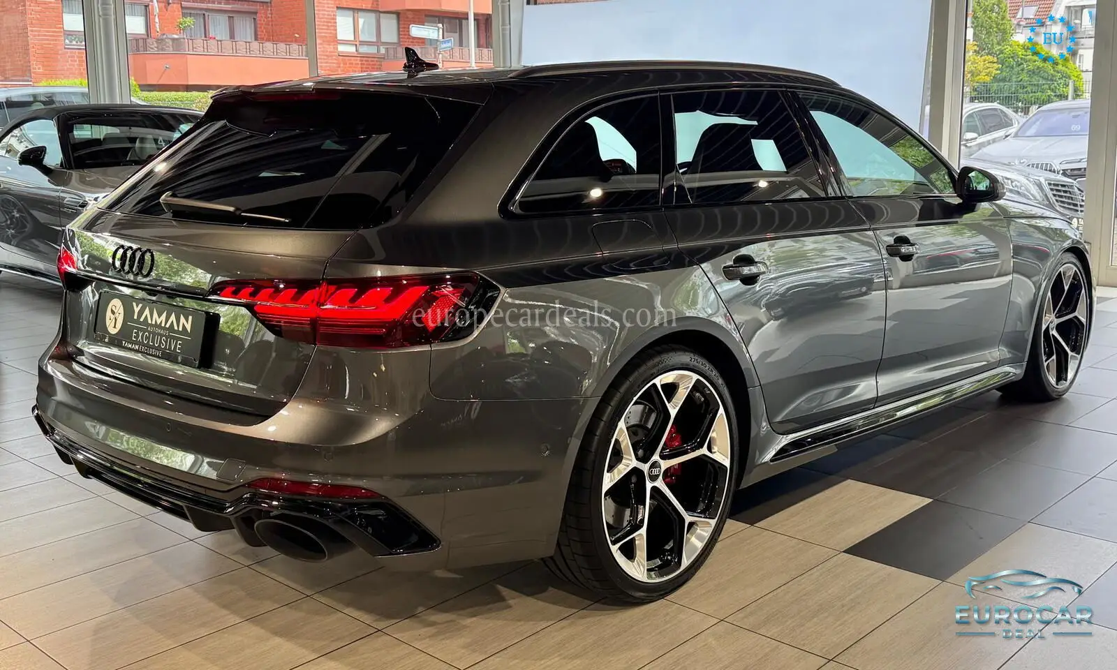 Audi RS4