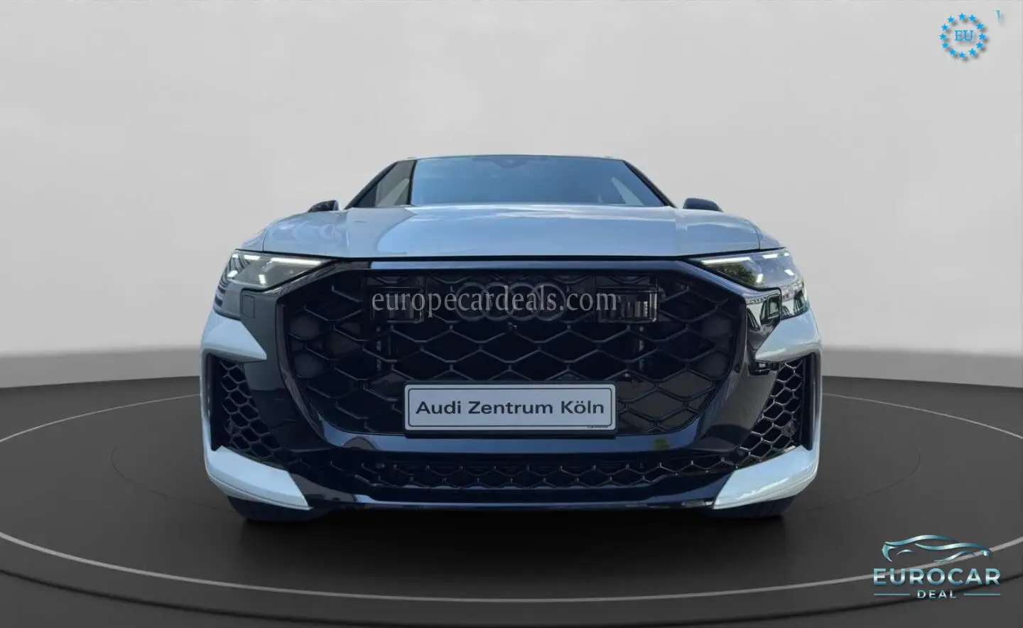 Audi RSQ8
