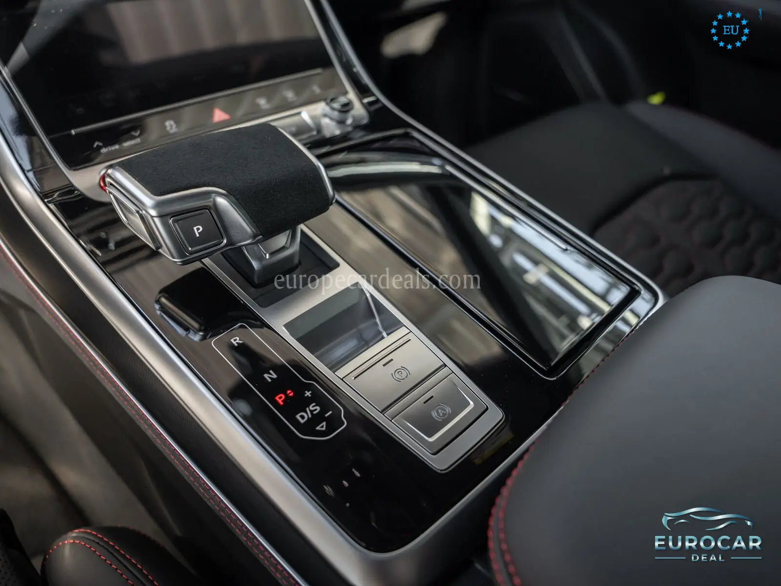 Audi RSQ8