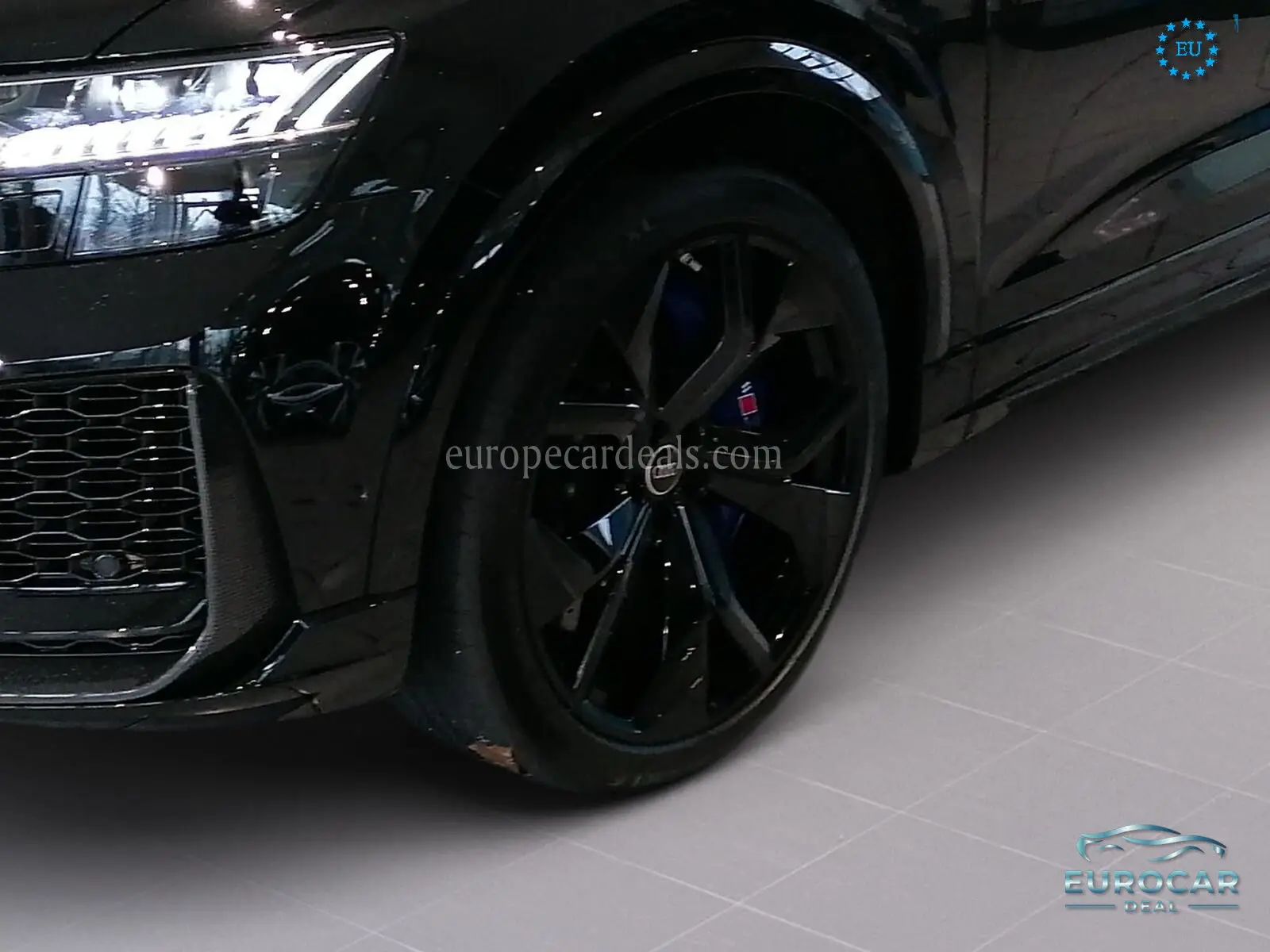 Audi RSQ8
