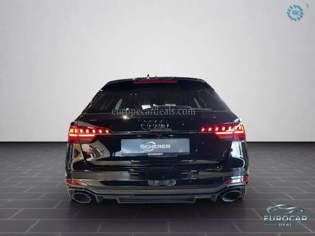Audi RS4