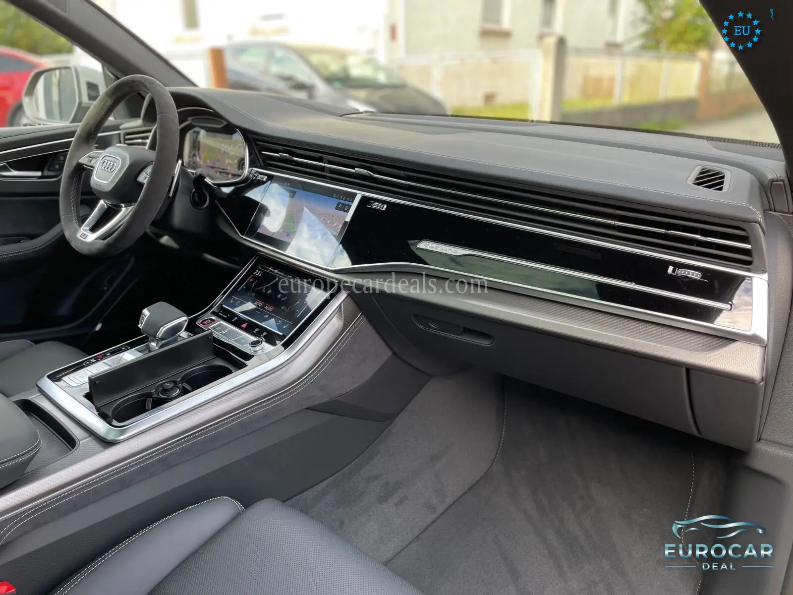 Audi RSQ8