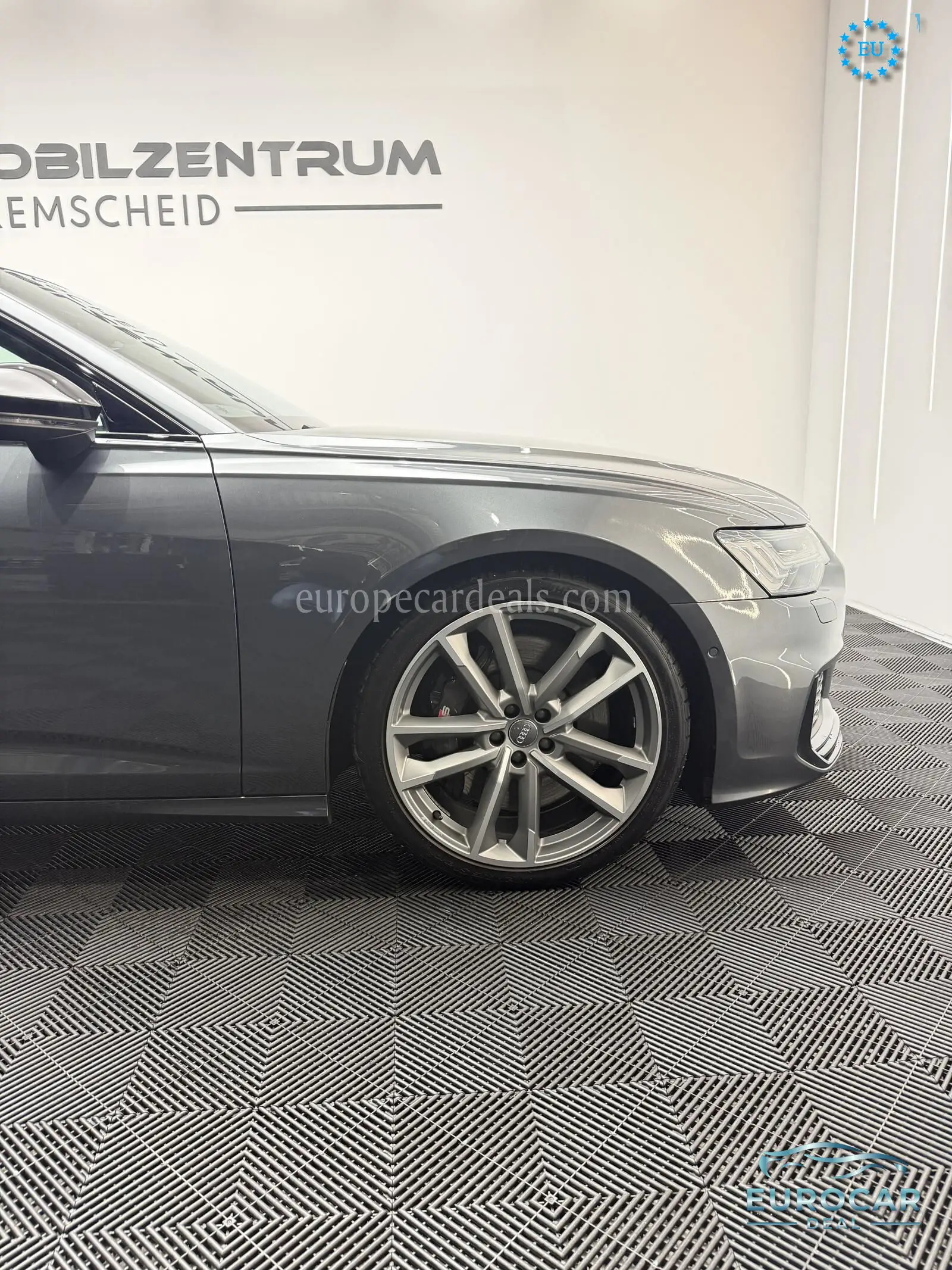 Audi S6