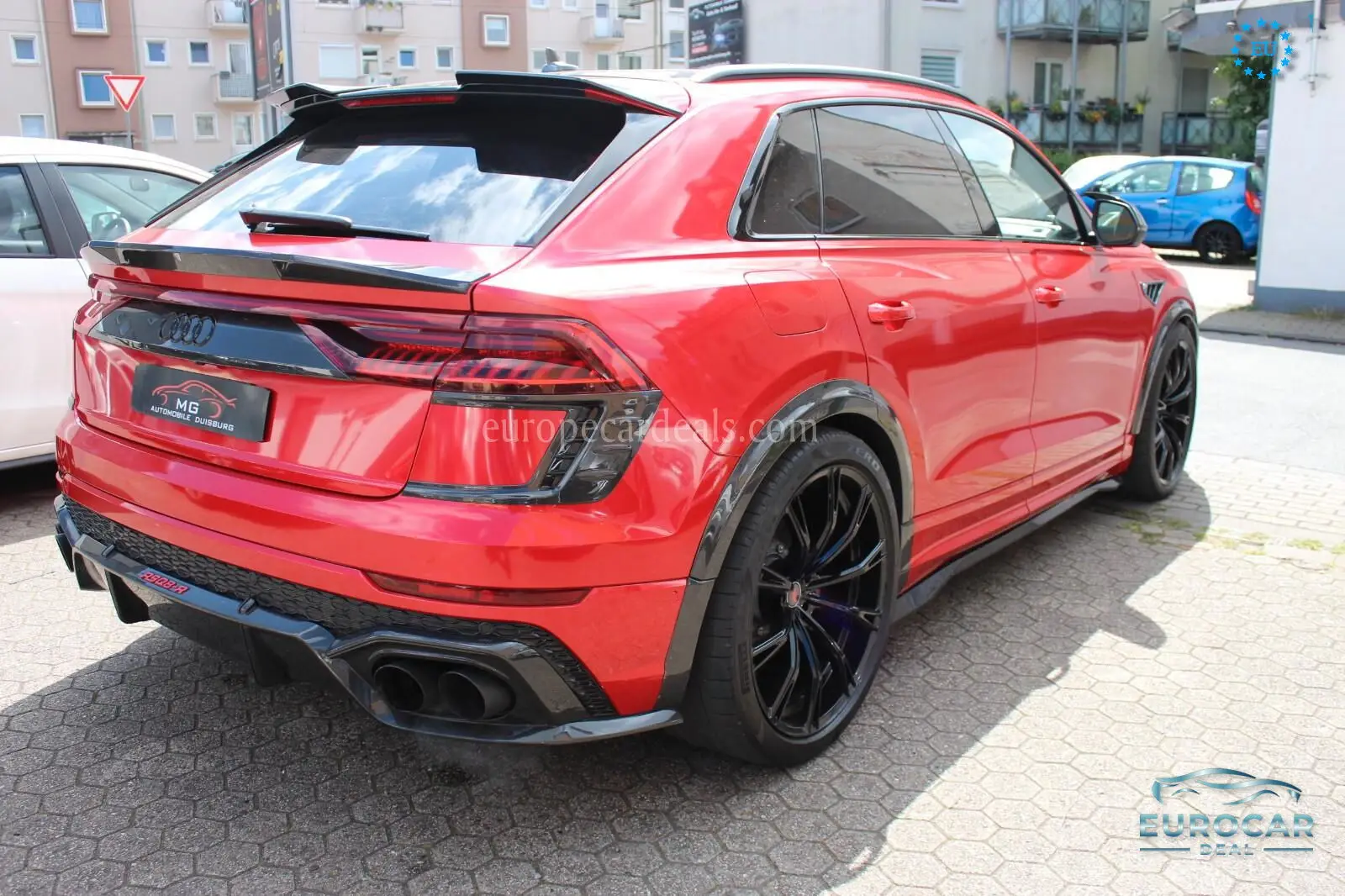 Audi RSQ8