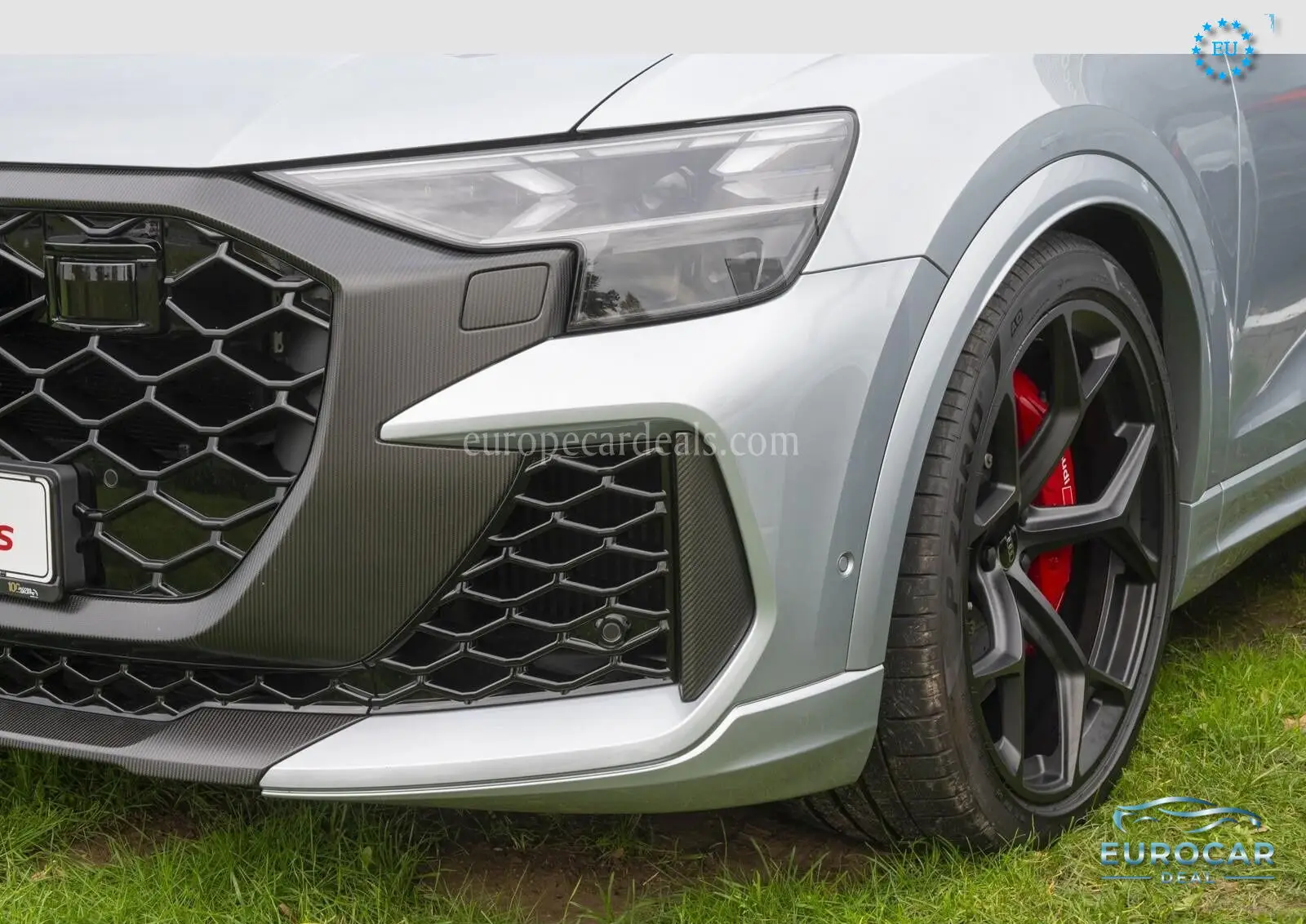 Audi RSQ8