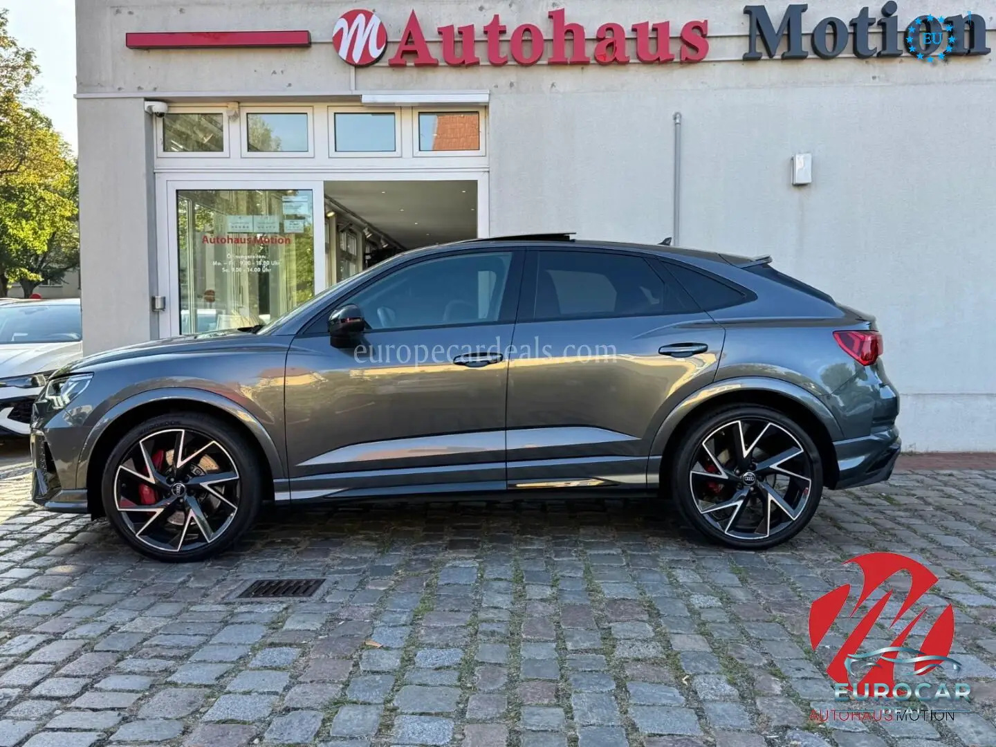 Audi RSQ3