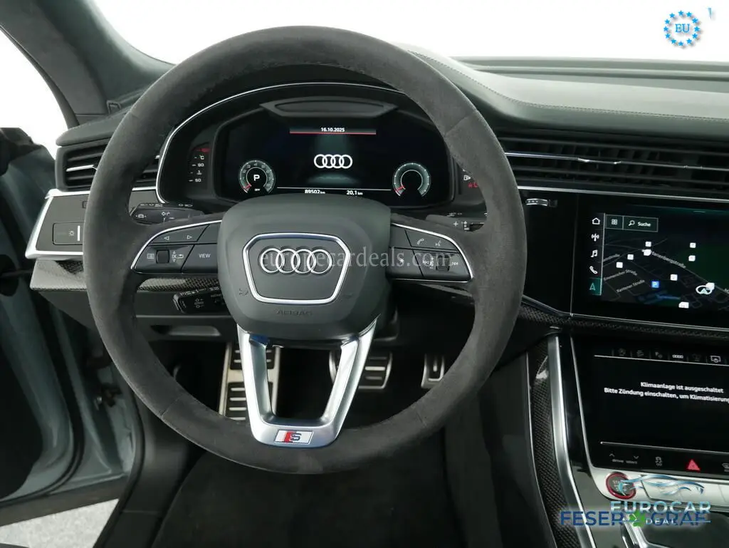 Audi SQ8
