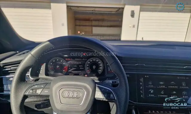 Audi SQ8