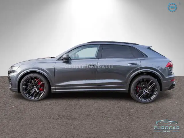 Audi RSQ8