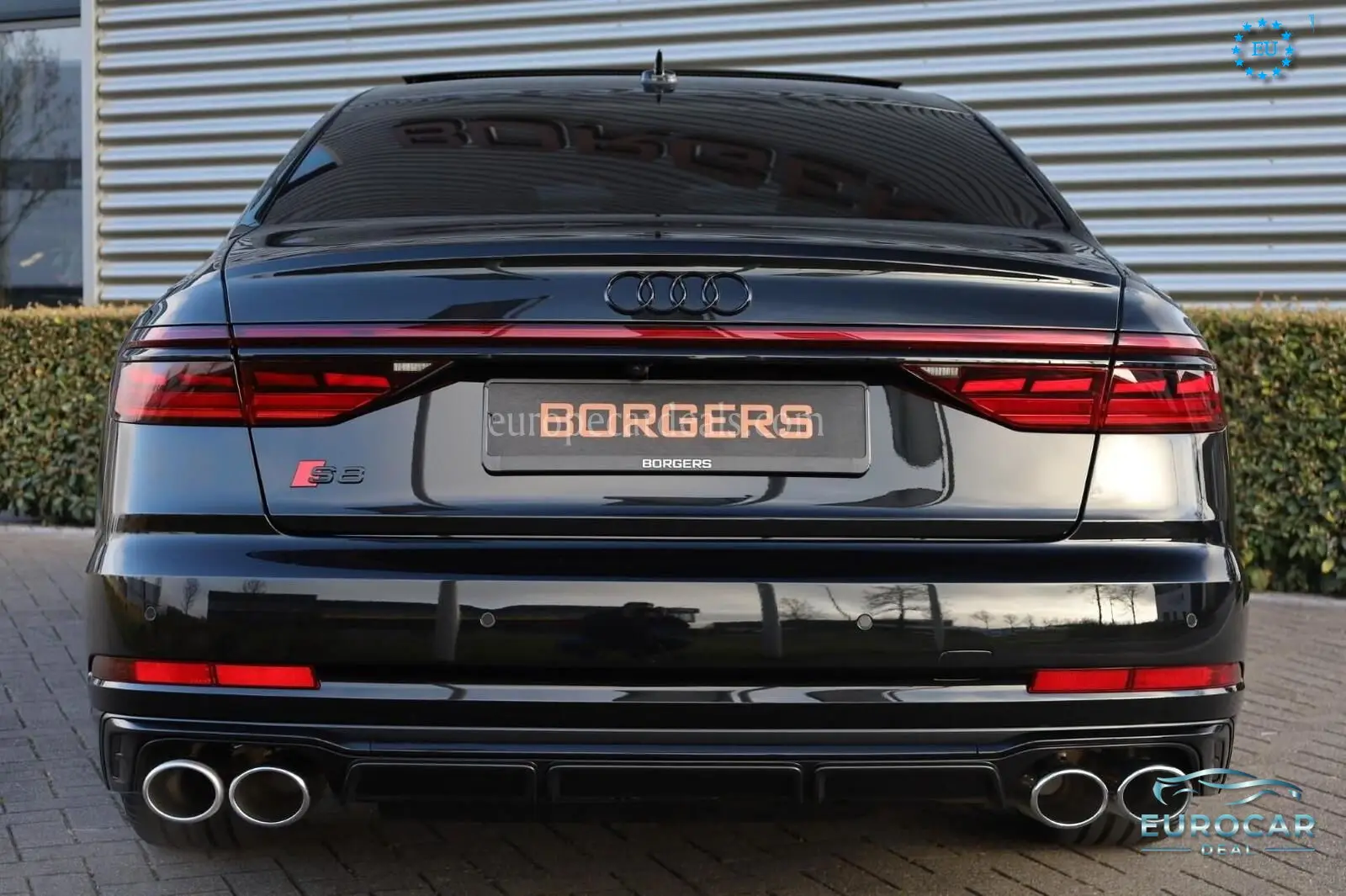 Audi S8