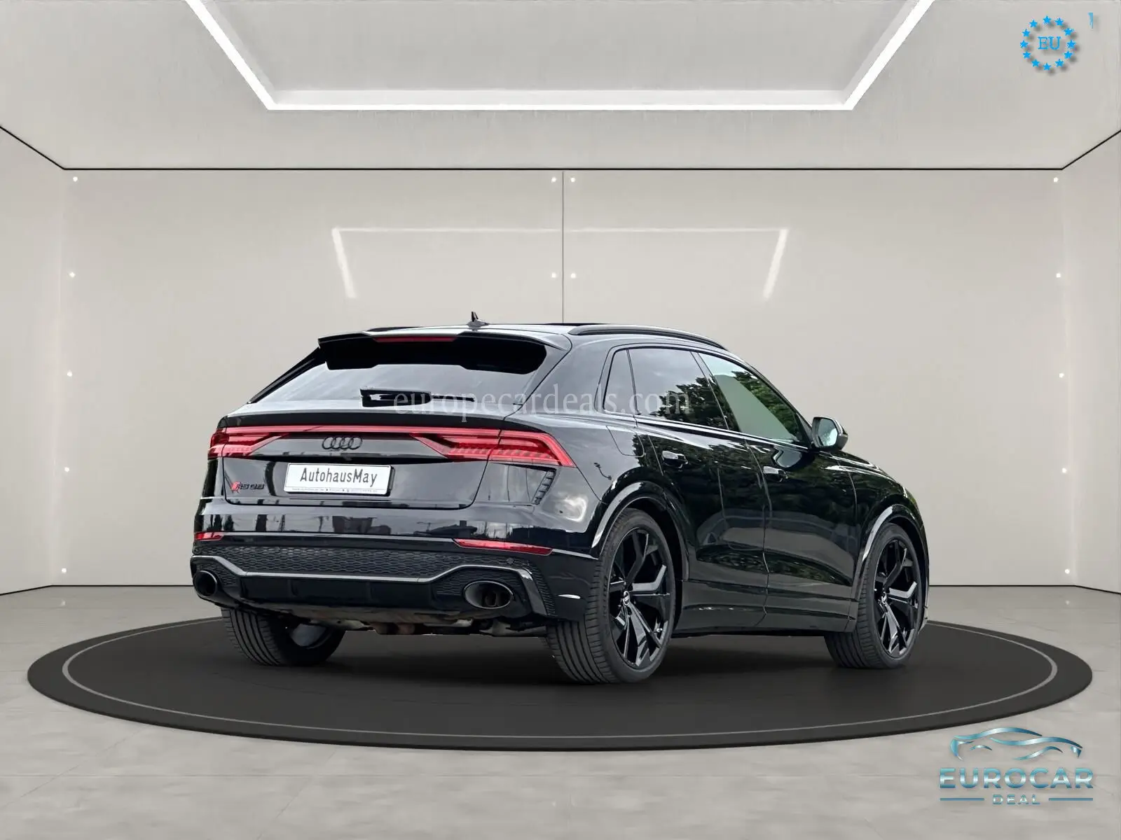 Audi RSQ8