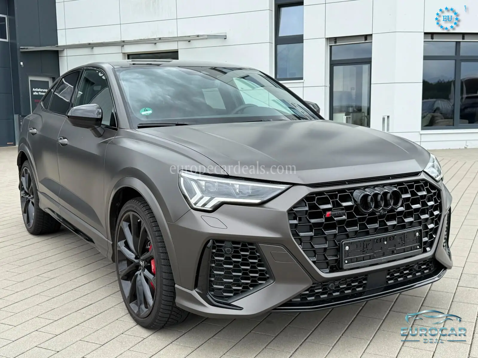 Audi RSQ3